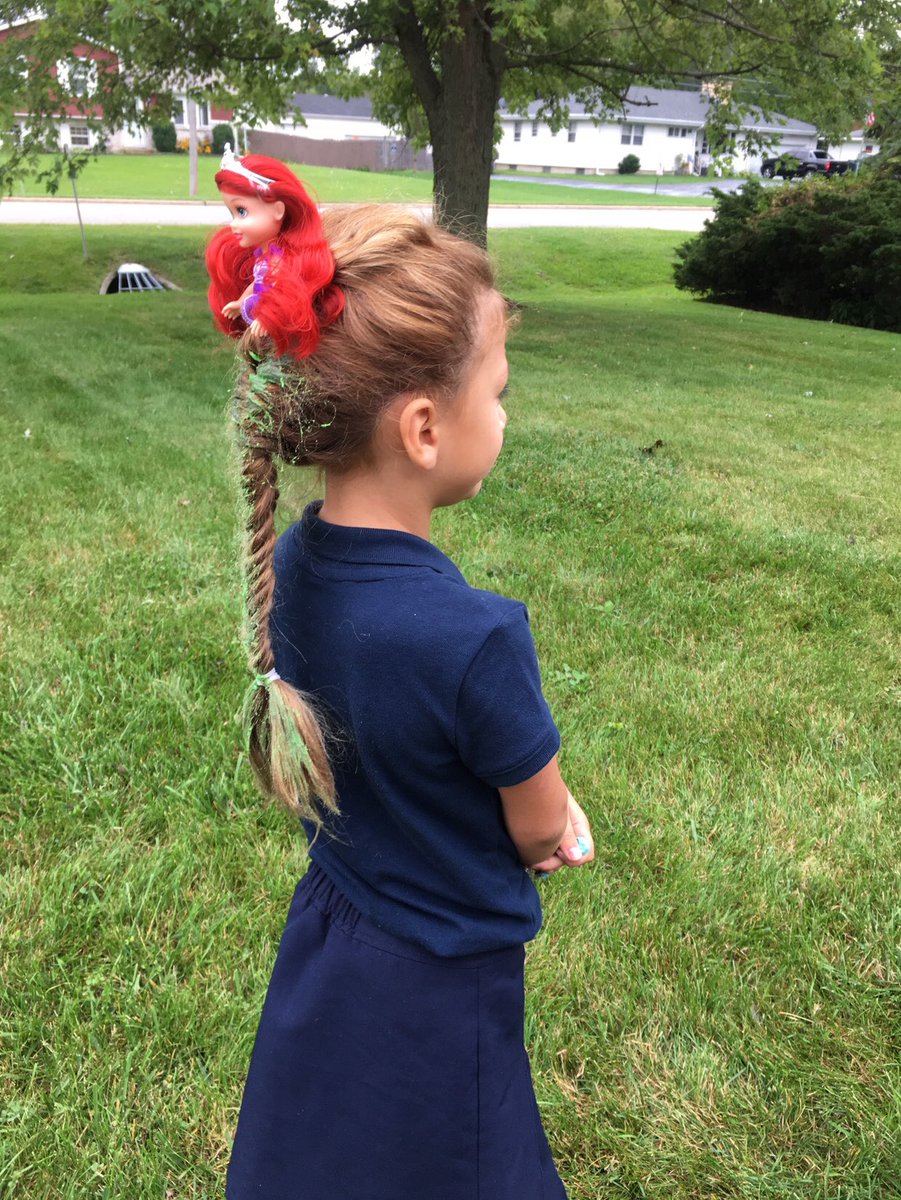 jacq_mariem's tweet photo. She said βMom, I wanna be extra for crazy hair day.β I think we nailed it πΈπ€£π₯°π§ββοΈ #BethanyRose #CrazyHairDay #MermaidHair #AnythingForMyGirl https://t.co/lTeTrdhNsP