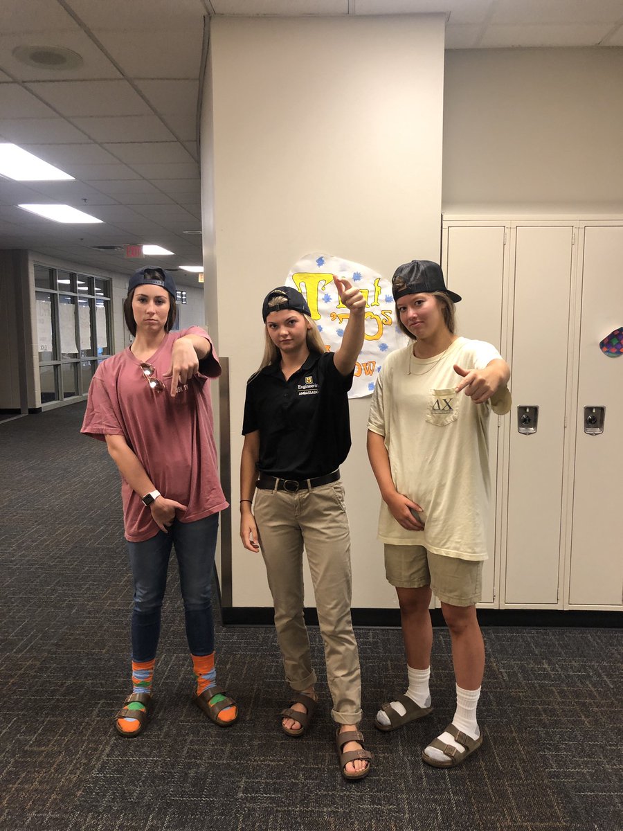 If I don’t get the gnome I’m calling my dad. <a href="/SOUTH_STUCO/">PHS STUCO</a> #phshoco19