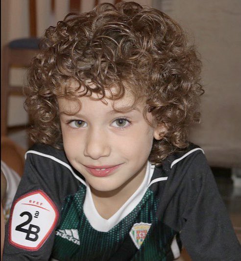 CharoTobajas's tweet photo. 💚📸 Allá donde estés, yo te seguiré... 😘⚽️ .
#BBMateo #MiPequeñoCordobesista #DeMadridAlCielo https://t.co/lhDiVOYnc7