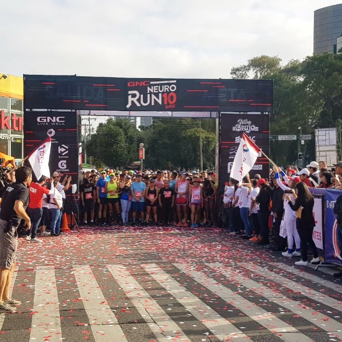 UP_RRPP's tweet photo. ¡Décima carrera Neuro Run 2019! 🏃🏻‍♂️🏃🏻‍♀️.

Gracias a todos los corredores por su apoyo a los niños y jóvenes del @neurologico_gt 
¡La pasamos muy alegre! 😀

@gncguatemala #NeuroRun2019 #Runners #GuatemalaCity #InstaGuate #RRPP https://t.co/47GSsulznW