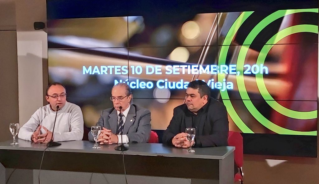 Municipiob's tweet photo. Se lanza 6a edición del Festival #MusicaQueTransforma @CarlosVarelaMVD destaca la inclusión y el desarrollo social que @ElSistemaUy logra a través de la música en cada territorio...hacia el sueño de que cada niño y niña tenga su instrumento. https://t.co/gj0JcYYsrz