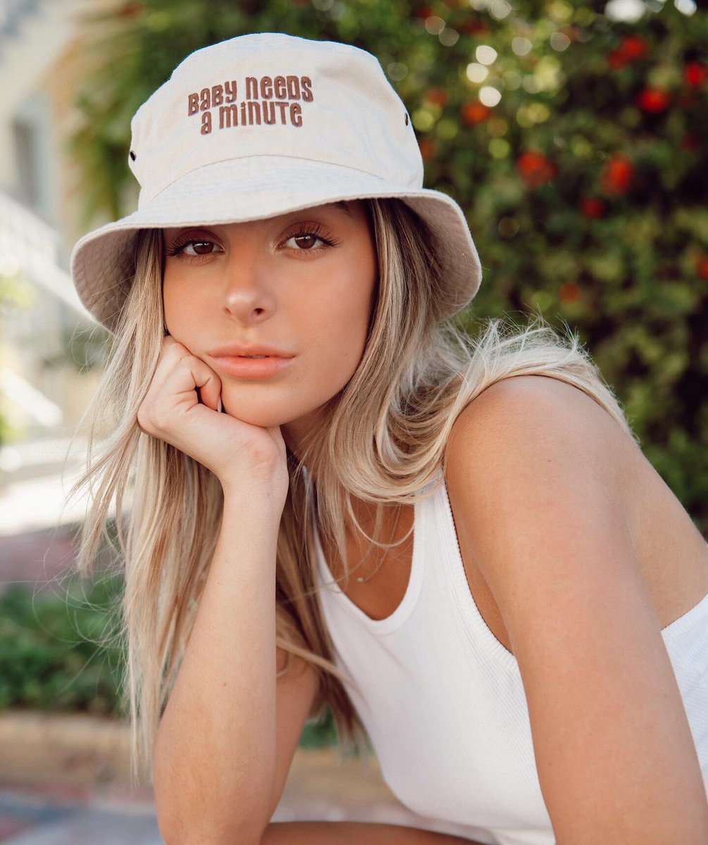 TOP KNOT GOODS 🍭💫 tweet media