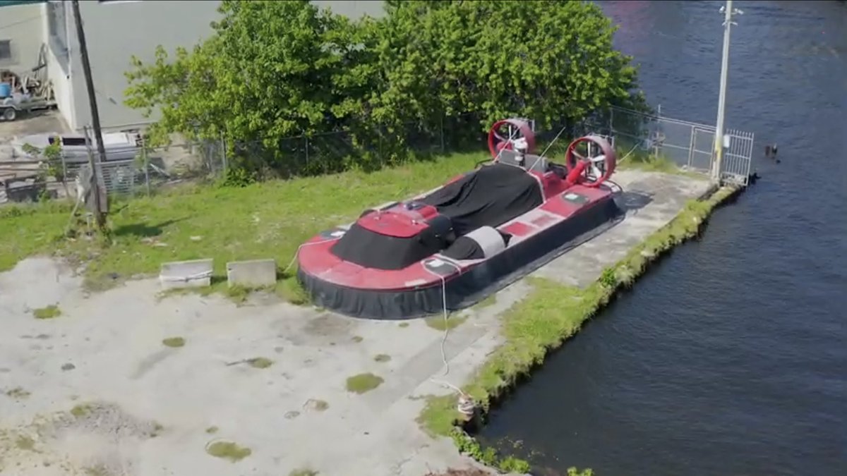 FootageDrone's tweet photo. Huge Hovercraft and Miami River Drone Timelapse VIDEO LINK https://t.co/nrETgxtaD9 via @YouTube
-
#Miami #miami #MondayMotivation #Monday #boats #boatfail #boatsforsale #boating #mia #dji #MavicPro #TimeTravel #timelapse #dronephotography #Florida #miamidade #hovercraft #aloha https://t.co/qb1RGG3Z3G