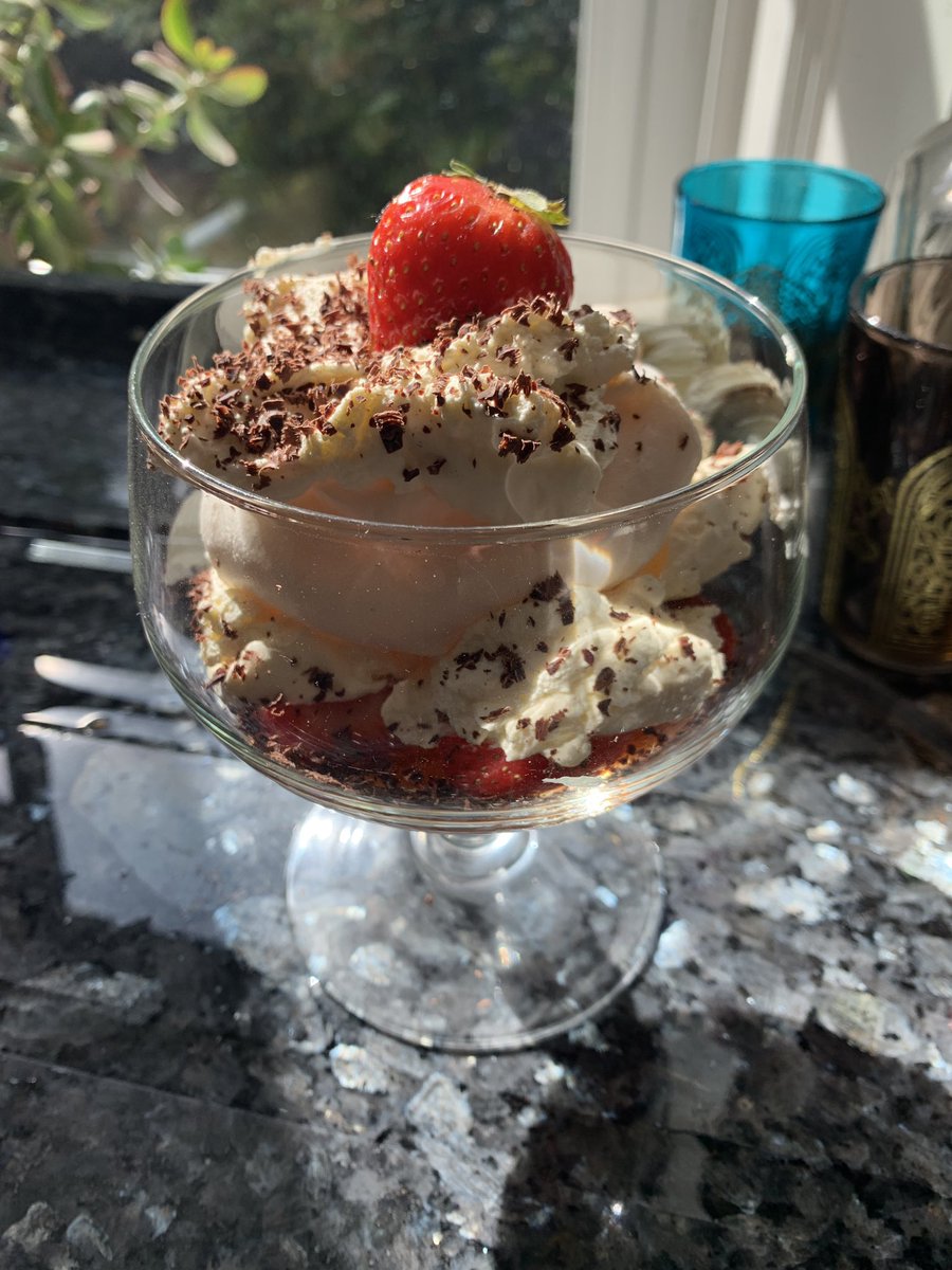 HTreasureHouse's tweet photo. These #delicious little beauties went down a treat with our #weekend #bedandbreakfast #dinner guests! Almost the last of the #strawberries with #homemade plum jam homemade meringue, whipped cream &amp; #chocolate shavings 😋 #relaxing #scottish #retreat #scotland #romanticgetaway https://t.co/qE7EqL7wyX