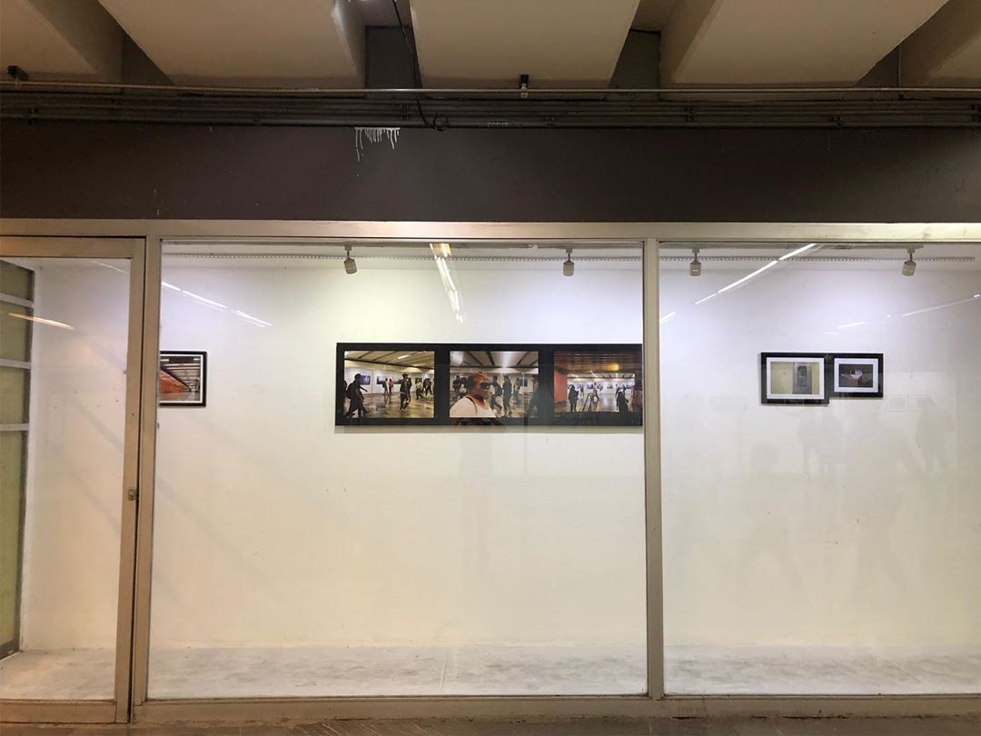 Lista la exposición GENERACION de Fotógrafas en Mexico en las vitrinas de la estación Copilco Línea 3 del <a href="/MetroCDMX/">MetroCDMX</a>. 
¡Gracias a todas las expositoras por compartir su trabajo y el esfuerzo!  
#FotógrafasEnMéxico