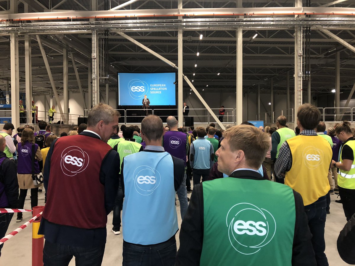 essneutron's tweet photo. Long Instrument hall at #ESS #HandoverCeremony from construction partner @SkanskaGroup. @JohnWomersley &amp; Kurt Clausen, Vice-Chair ESS Council celebrating the event w/ 200 scientists and engineers from ESS and its in-kind partners from all over Europe. Installations have started! https://t.co/6fYdGLgJfS