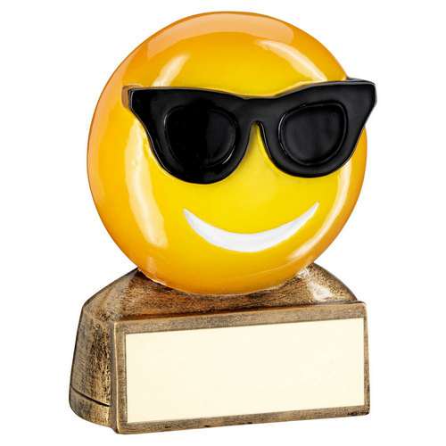 Looks like its time to put the sunglasses away for a while!🌧
Shop the full emoji range ⬇️
victorytrophies.co.uk/product-categ…/…/emoji-awards/
#emoji #awards #trophies #trophy