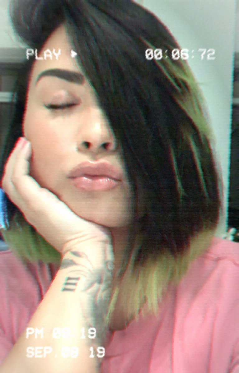 Iheartradio On Twitter Rlyyyy Tempted To Dye The Ends Of My Hair