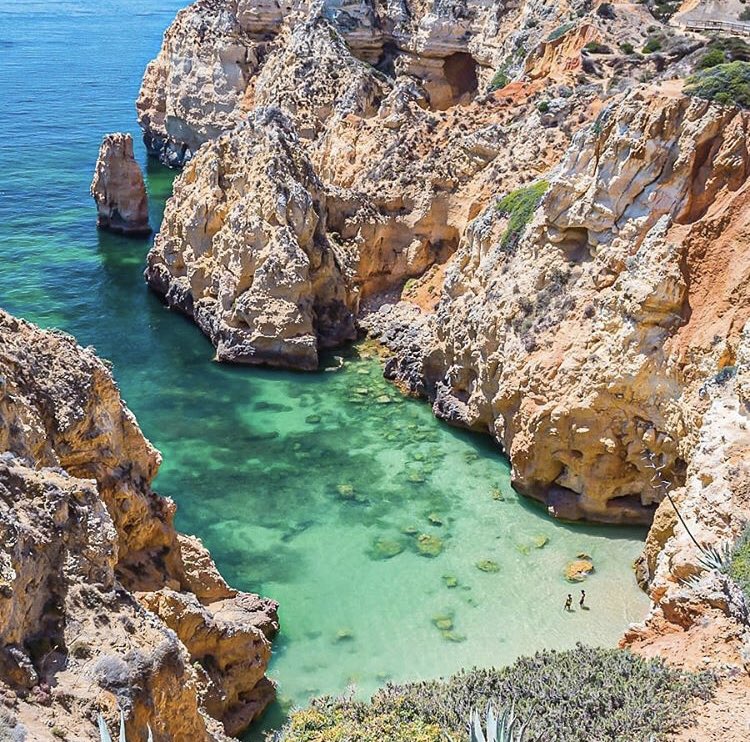 algarveft's tweet photo. Our gorgeous landscapes...let’s enjoy our summer! Have a great week! Check our suggestions at https://t.co/bStqsxq63E 🍀🌎 #paisagens #praiasdesonho #praiasdeportugal #travel #discover #summer #travelgram #algarve #algarvetourism #algarvefantastic #portugal https://t.co/UfP3vTnw2Q