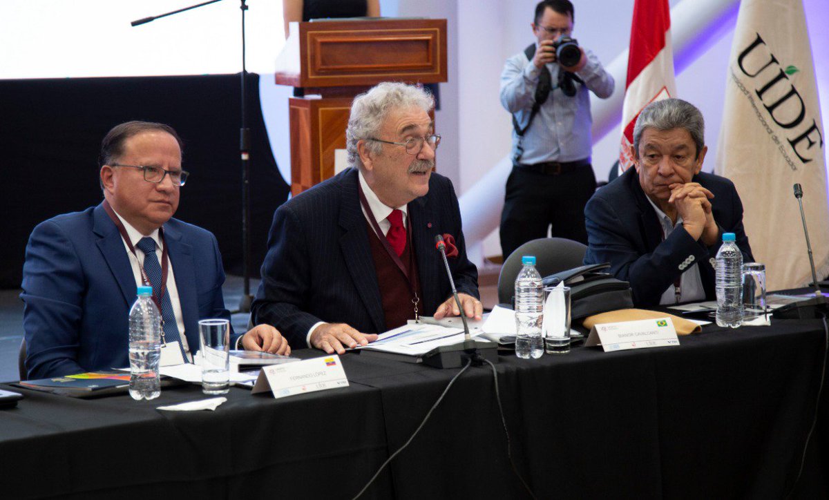 #NuevoIAEN | #LAGPAEcuador2019 es la conferencia que constituye un espacio de debate académico, en torno a los problemas coyunturales, con los expertos más destacados en materia de Gobierno y Administración Pública de la región.