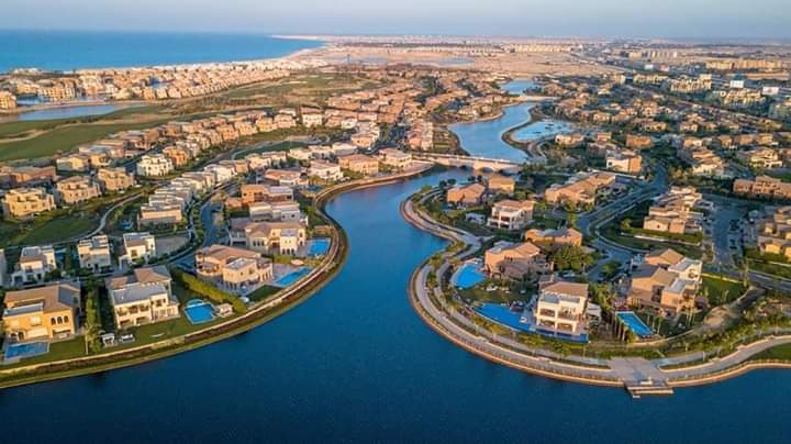 ibtisamdiaa's tweet photo. إعمار مصر تطلق أحدث مراحلها في #مراسي NEOS
استمتع بأرقى المنتجعات في الساحل الشمالي وأكبر مارينا دولية لليخوت وعِش حياة الرفاهية
بادر بحجز #تاون_فيلا كاملة التشطيب بتسهيلات تصل لـ 8 سنوات لأسعار تبدأ من 9,500,000ج بمقدم 5% فقط
لمزيد من التفاصيل : 01096041789
#marassi #north_coast https://t.co/M3JGFcrxVq