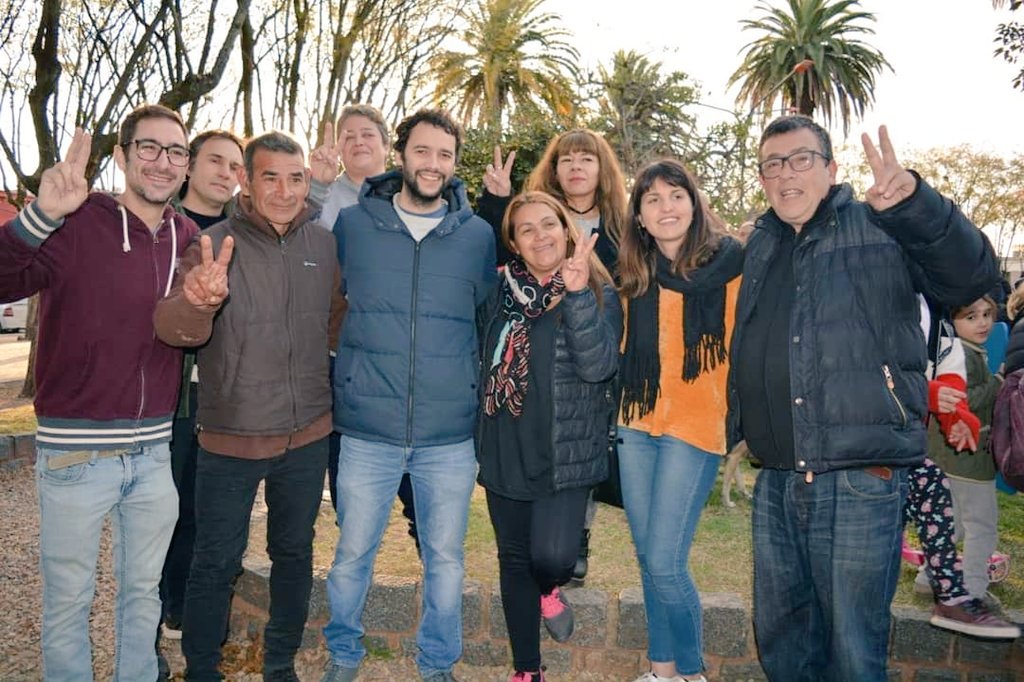 FacuBallesteros's tweet photo. Gracias #Baradero por acompañarnos el sábado junto a @EstebanSanzio @pacoduranona  @ferdiazfer  @carmela_moreau , Juan Ramos, @MarianoPinedo y a todos y todas los que se sumaron a pensar juntos en el el futuro de la provincia. #EsConTodos #EsConTodas #AxelGobernador #FacuSenador https://t.co/Ghwx4N7Plc