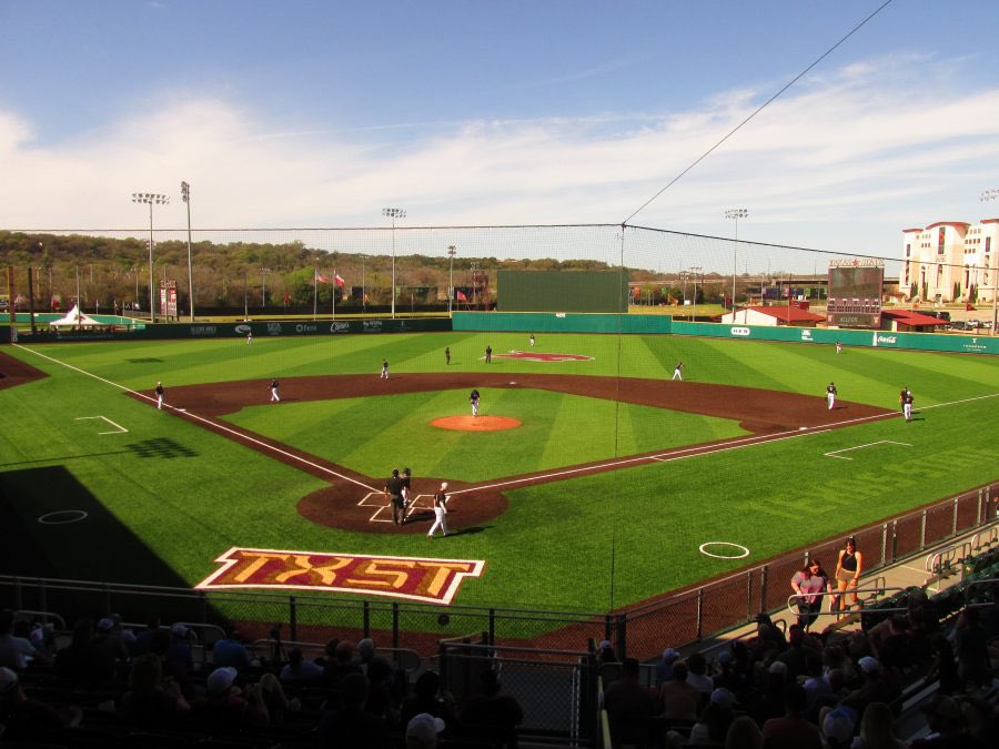 ryderh4's tweet photo. I am so thankful to receive an offer from Texas State University. I had a great visit to Texas State, outstanding coaches @trouty16 @CoachBlak21 and amazing new facilities. #EatEmUp @TxStateBaseball #Godstrong @l4for4 @ActionBaseball @_stayfocused https://t.co/CX7VnxgX9k