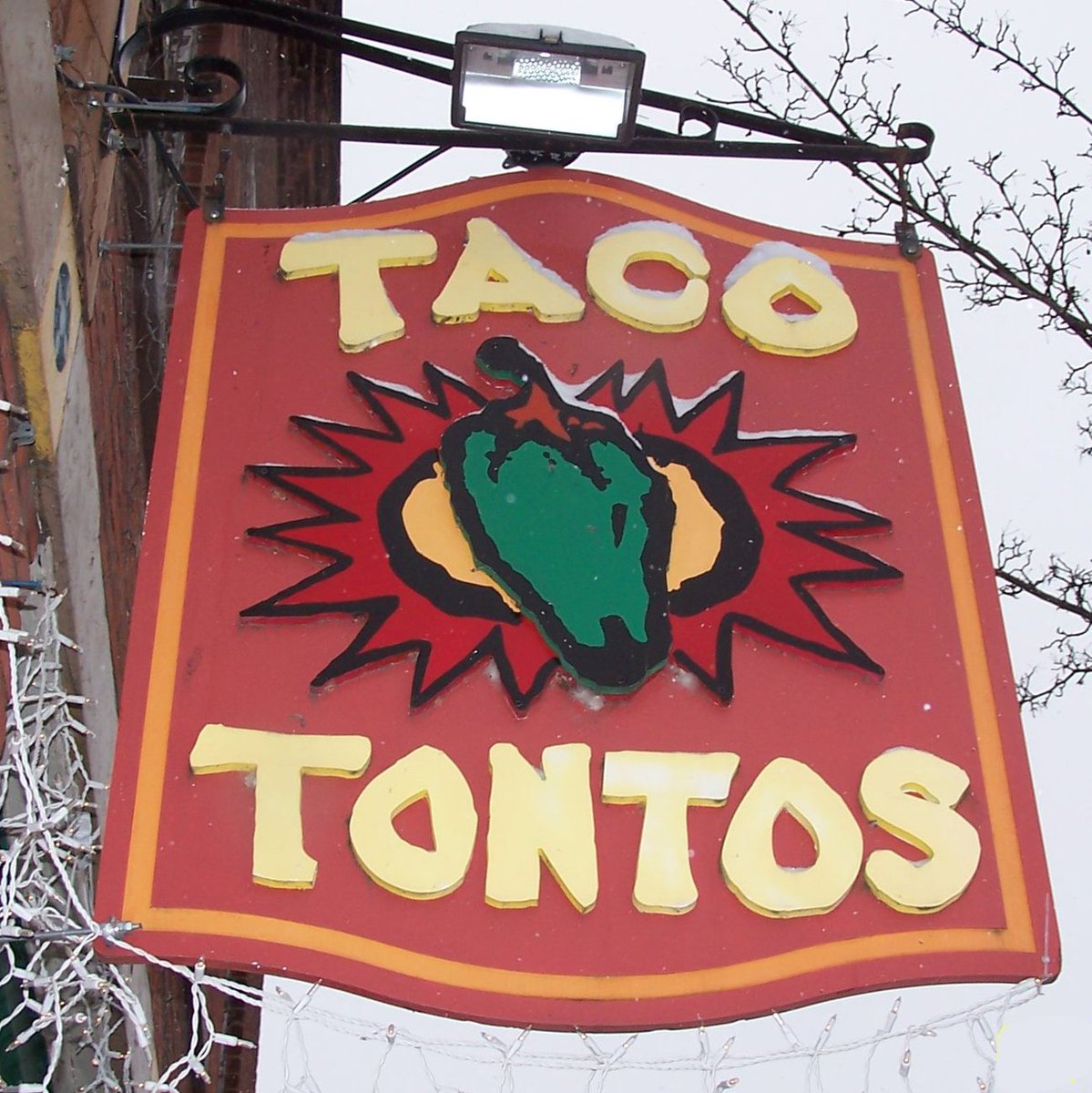 Taco Tonto's—Kent is our Main Street Kent Featured Business of the Week! Taco Tonto's is there to fulfill all of your baked burrito and taco cravings, along with craft beers and margaritas! Thank you Taco Tonto's for supporting Main Street Kent and our local community!