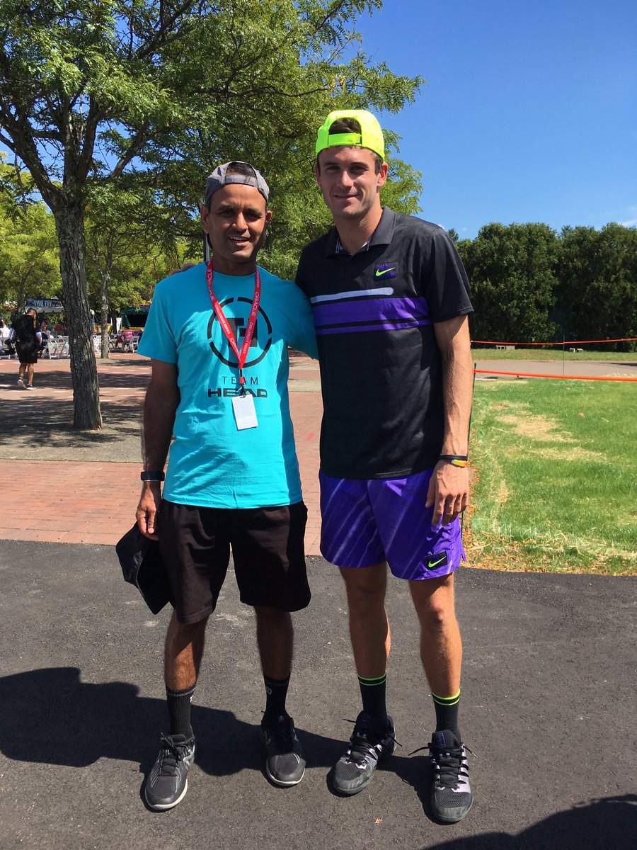SamarathRathore's tweet photo. Had opportunity to take picture with T Paul the winner. https://t.co/3dNVhCxT6V
