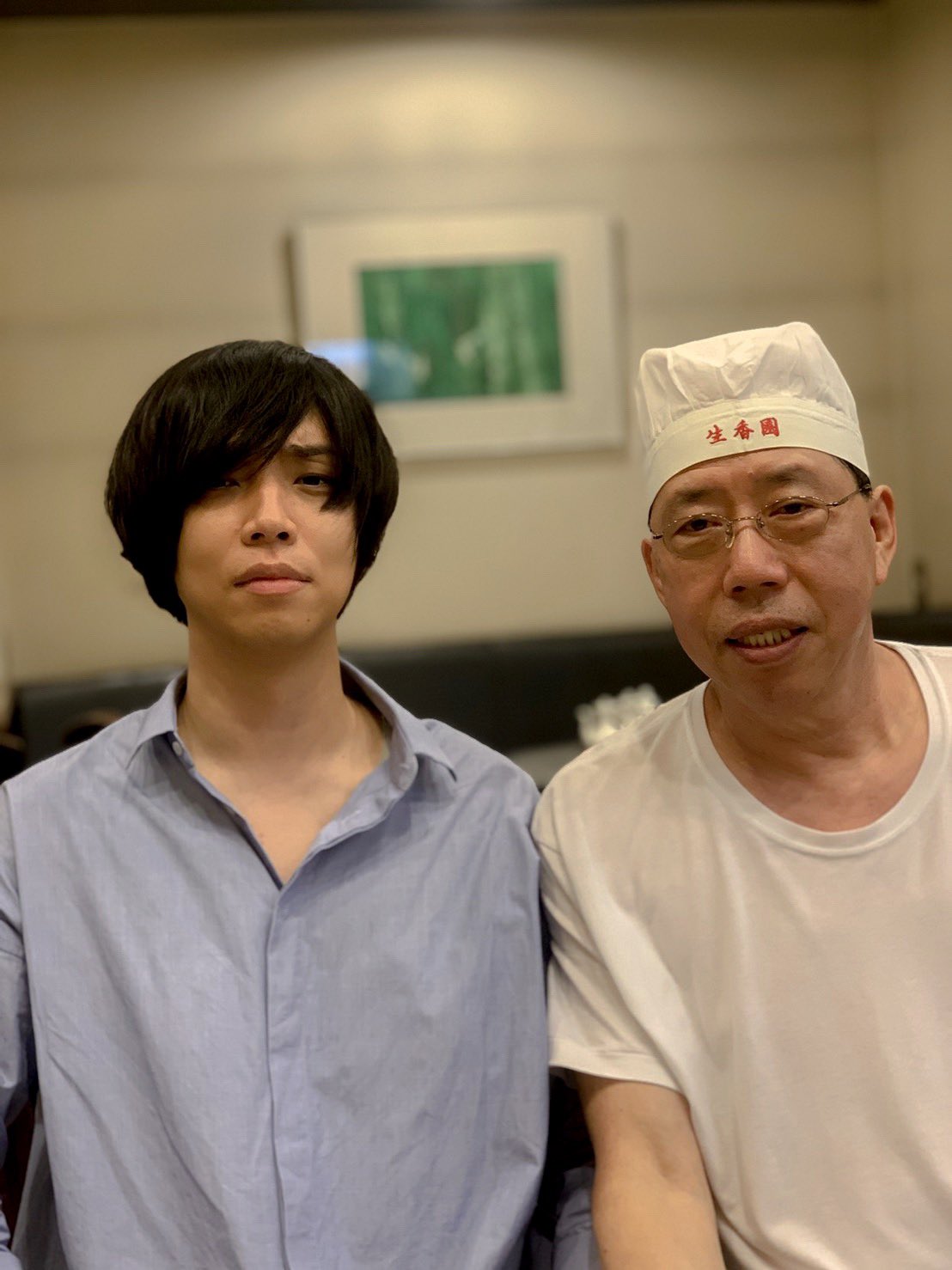 இல 前田恭介 Androp Andropにて地元関内ライブ 今日の一曲目の始まり方はいつかやりたいと思ってたんです 夢叶った ライブ後は近所の海老マヨを発明した周富輝さんのお店で ボーカルがすげーいじられていて Twitter