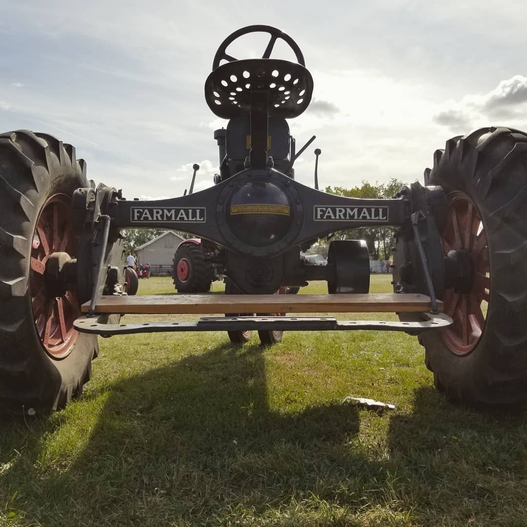 BochekMrs's tweet photo. #beauty #photography #farmequipment #tractor #saskfarms https://t.co/TkLB1tQUWj