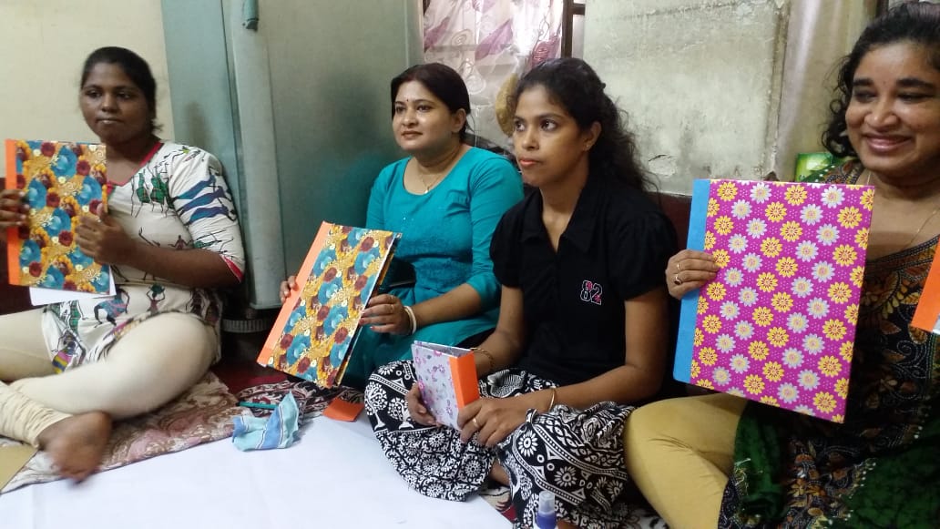 discovernewdawn's tweet image. PAPER IS THE FUTURE: We have started a new segment on Paper Craft where the candidates will learn the art of creating various items from paper. Sharing few clicks from the workshop! Thank you guys for your time, patience and effort.
#dand #ecofriendlyinitiative #ecofriendly