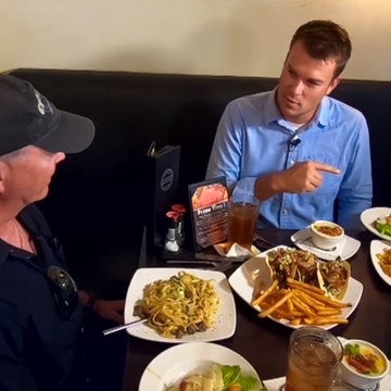 VisitCentralFL's tweet photo. Pina Colada Cheesecake ... need we say more? Watch @FOX13News's @FOX13Chip eat his way through @ovationbistro in Lakeland, a #BayAreaBest! https://t.co/x1JwLmFvjt #VCFPartner https://t.co/BJ3NtQISUo
