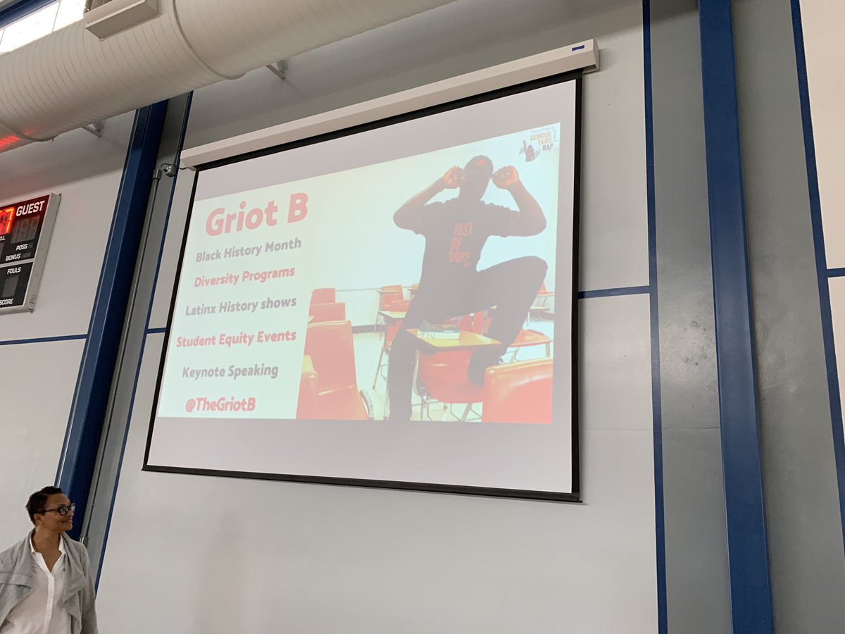 valmartinezfusd's tweet photo. Happening now: Griot B @ Baird!! https://t.co/DDE2EdRtXo