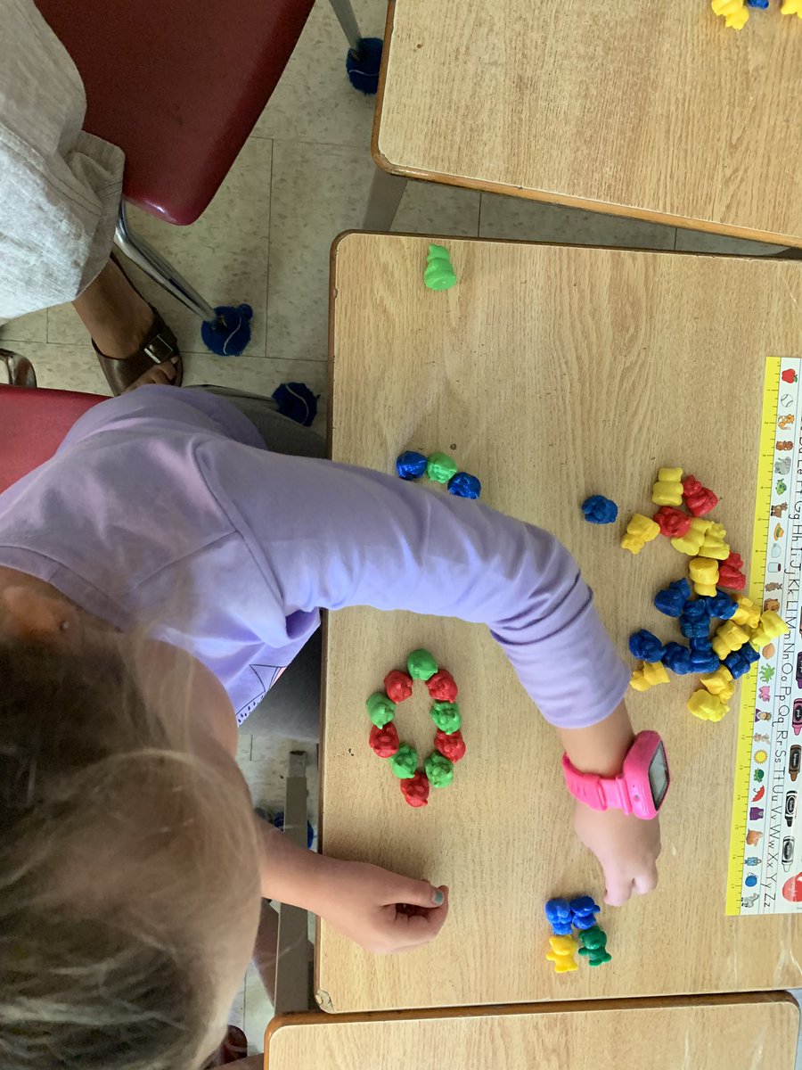Kramerskidsrock's tweet photo. Representing Numbers! #Beads #CountingSquares #SnapCubes #Bears https://t.co/EFnYAe9Nb8