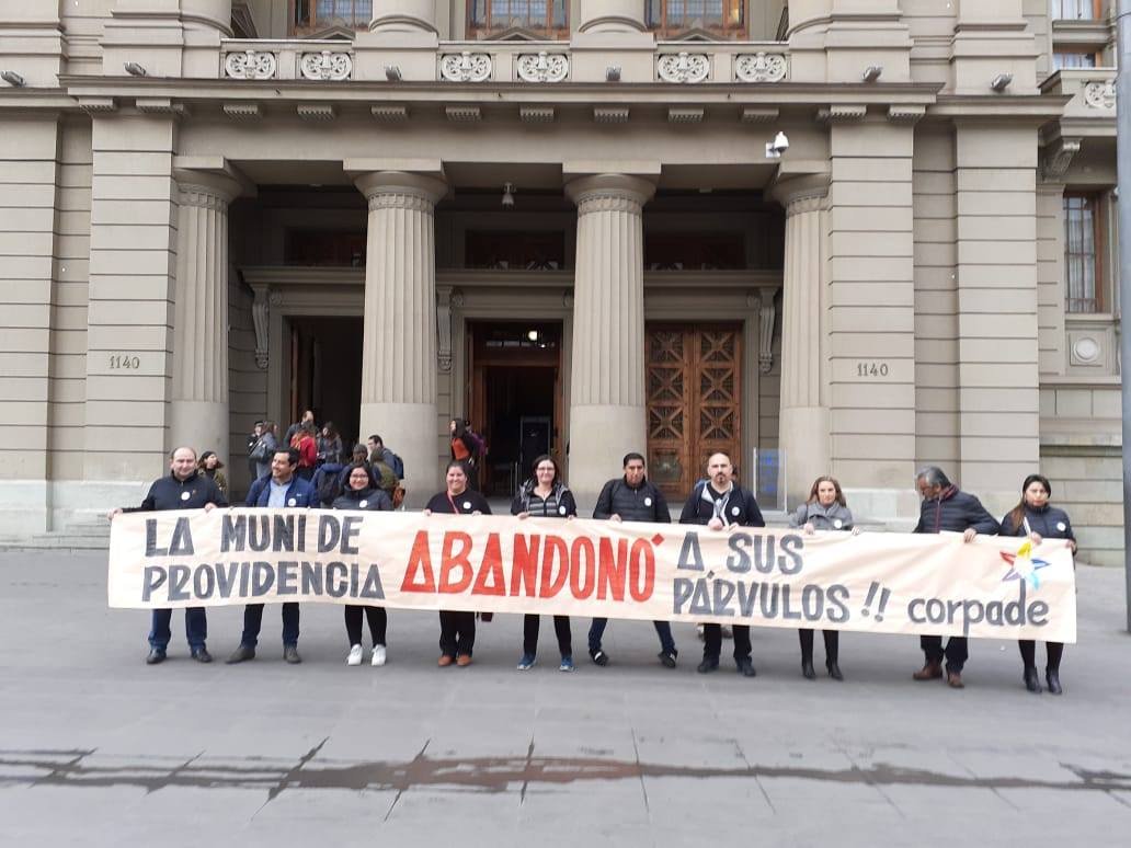 Ro_Bellota's tweet photo. Importante lo q esta pasando hoy.
Apoyo a las familias afectadas por esta vulneración de derechos a nuestros niños !!!

@Muni_provi
#CDSProvidencia
#EducaciónPública
#Párvulo
#ProvidenciaAbandona https://t.co/vJ11Mz4kHO