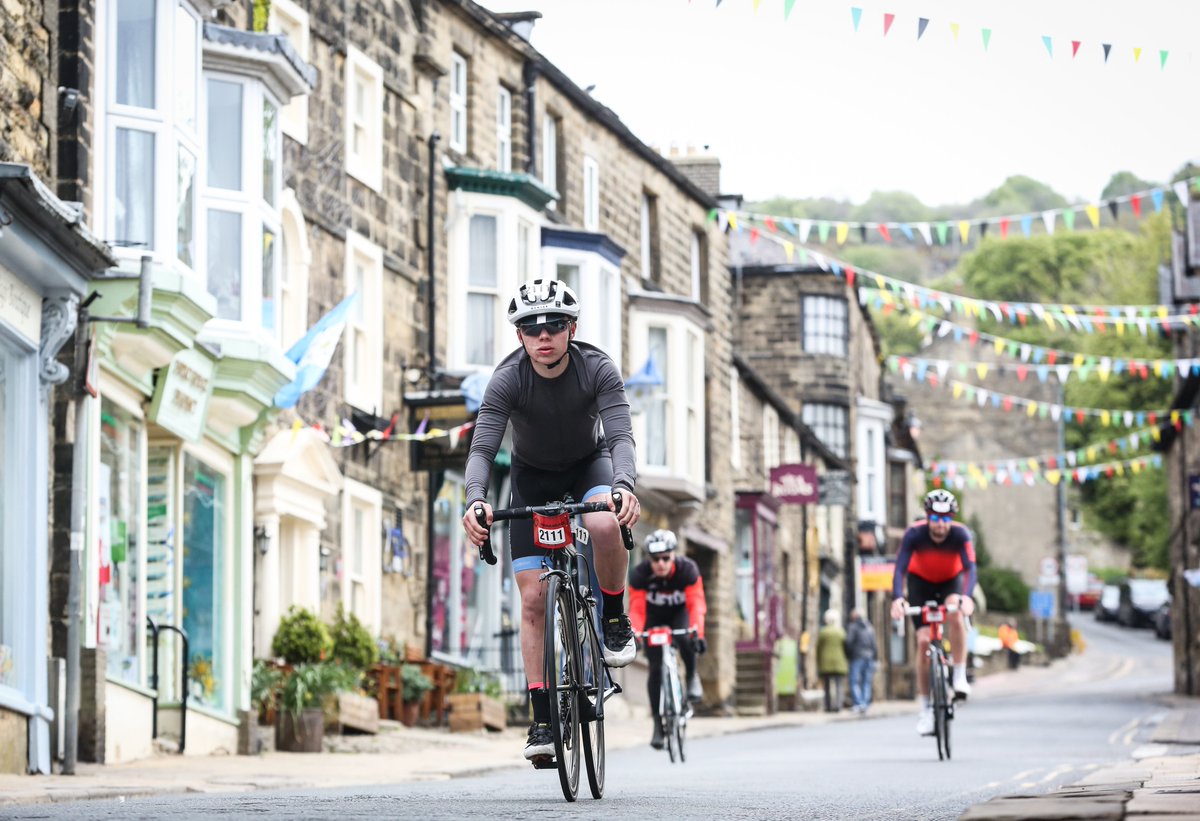 Harrogatebc's tweet photo. Want to take on the official @Yorkshire2019 sportive? You're in luck! We have 15 places to give away across our social channels for the 98km/61 mile medium route. To enter, just RT this tweet! 🚴‍♀️🚴‍♂️ https://t.co/DfZ8IyyYjI