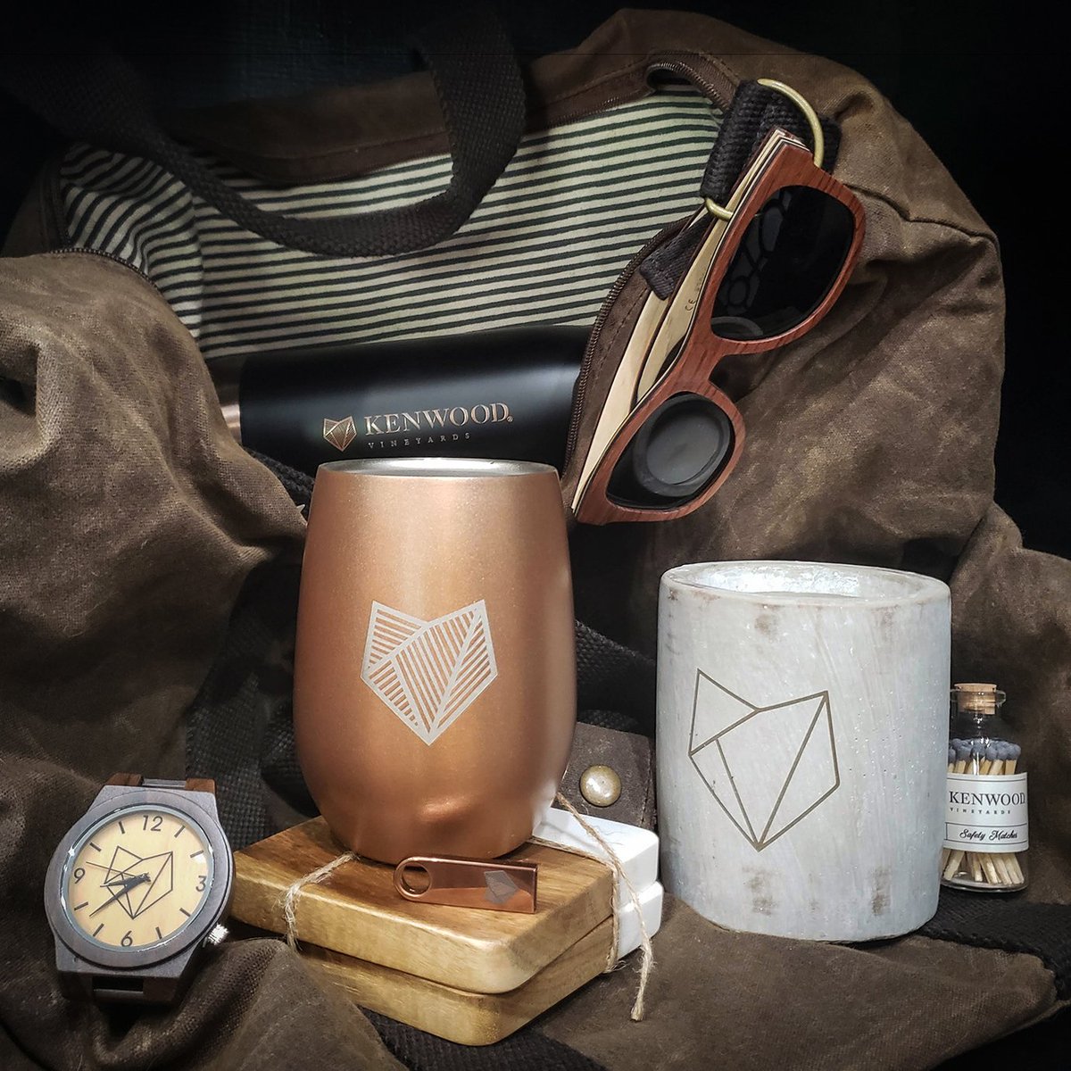 Focus4's tweet photo. Retail-worthy promos are in. That means better quality, recognizable brands, and items your clients and employees will use and love for a long time, giving you excellent bang for your marketing buck. More here: https://t.co/JiNnZYdAmn
#retail #promo #trends #marketing https://t.co/ADYRv98wrg