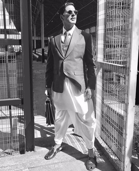 TimesFashionWk's tweet photo. Happy birthday @akshaykumar may you keep celebrating more success! #HappyBirthday #AkshayKumar #FromTheFeed https://t.co/jIUFmPuuKJ