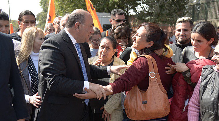 Juan Manzur tweet media