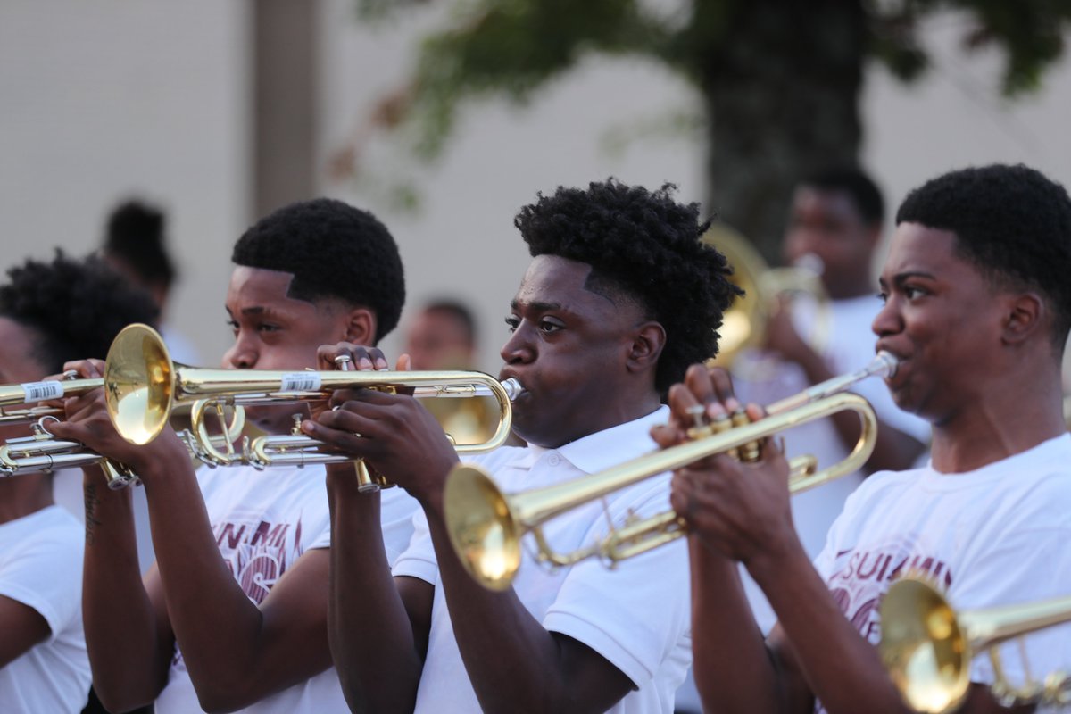 voiceofmscs's tweet photo. #SCS20In20 #Day20 at @CraigmontHS901 was a perfect way to end the tour. Craigmont is the birthplace of 88.5FM &amp; we are celebrating 45 yearsof broadcasting. What a performance by their band. We have talent all over @SCSK12Unified and we did our best to highlight them. https://t.co/3PY8o9m9q1