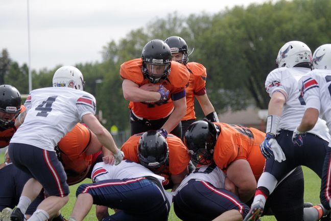 thebrandonsun's tweet photo. Joel Hardy does whatever is asked of him on the football field, and tries just a little bit harder when it includes hitting someone. https://t.co/1jzqLHYi9t #bdnmb https://t.co/DkZQHKwA4K
