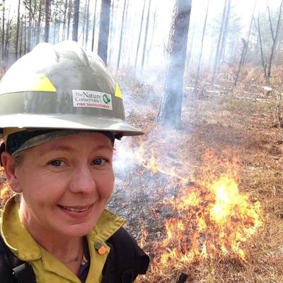 'She studied Natural Resources at @OregonState & completed a Masters in NR, Fire Ecology, & Management at the University of Idaho & she co-founded the Oregon Prescribed Fire Council.' #firefigther #wilandfirefighters #fire #wildfire Listen: anchor.fm/talkingforests…