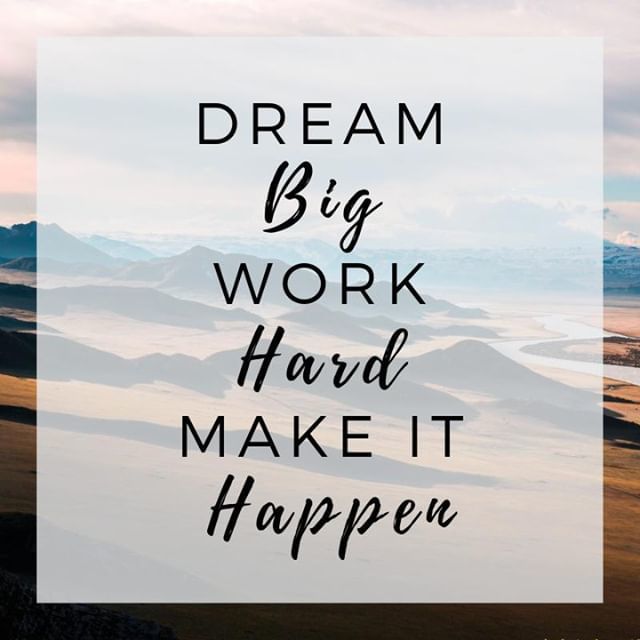 NorthoverManor's tweet photo. Happy Monday! Here's our weekly motivational quote to start your week off!
• • • 
#motivationalmonday #motivationalquote #northovermanor #northover #hotel #venue #quote #inspiringquote #monday https://t.co/GJuBJ5EDba https://t.co/TrhSBCMDA6