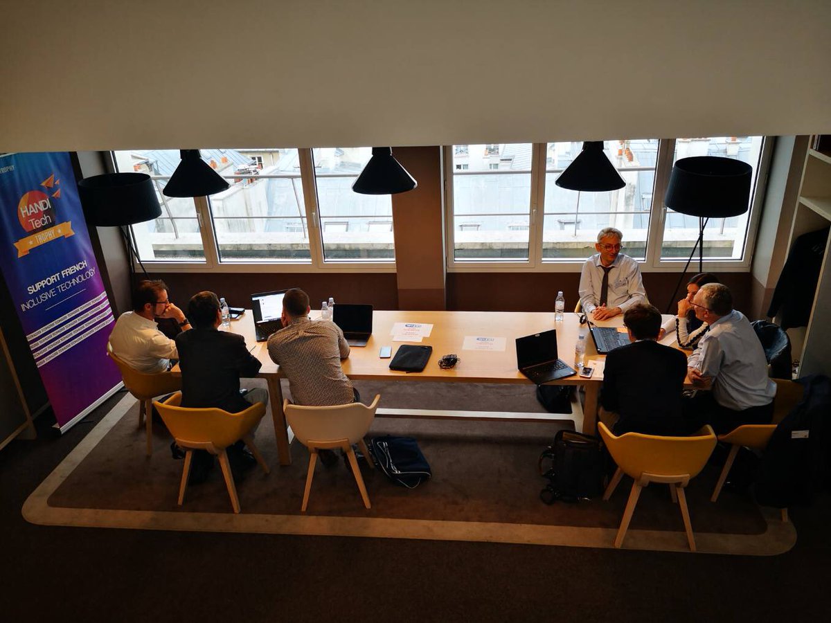 HanditechTrophy's tweet photo. Le jury d’experts #tech #innovation #rse en pleine délibération ! #htt19 🤔 https://t.co/7cRZSzf0ec