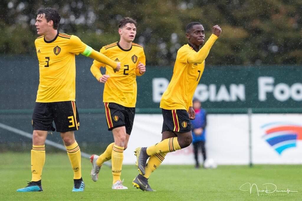 ConnectManagem1's tweet photo. Pics of our player Robbe in the friendly game Belgium-Portugal (U19). Up to the next!
#RobbeQuirynen #RedDevils #Portugal #U19 #Tubeke #ConnectManagement #ConnectingYourCareer https://t.co/UsA3BDYuJ4