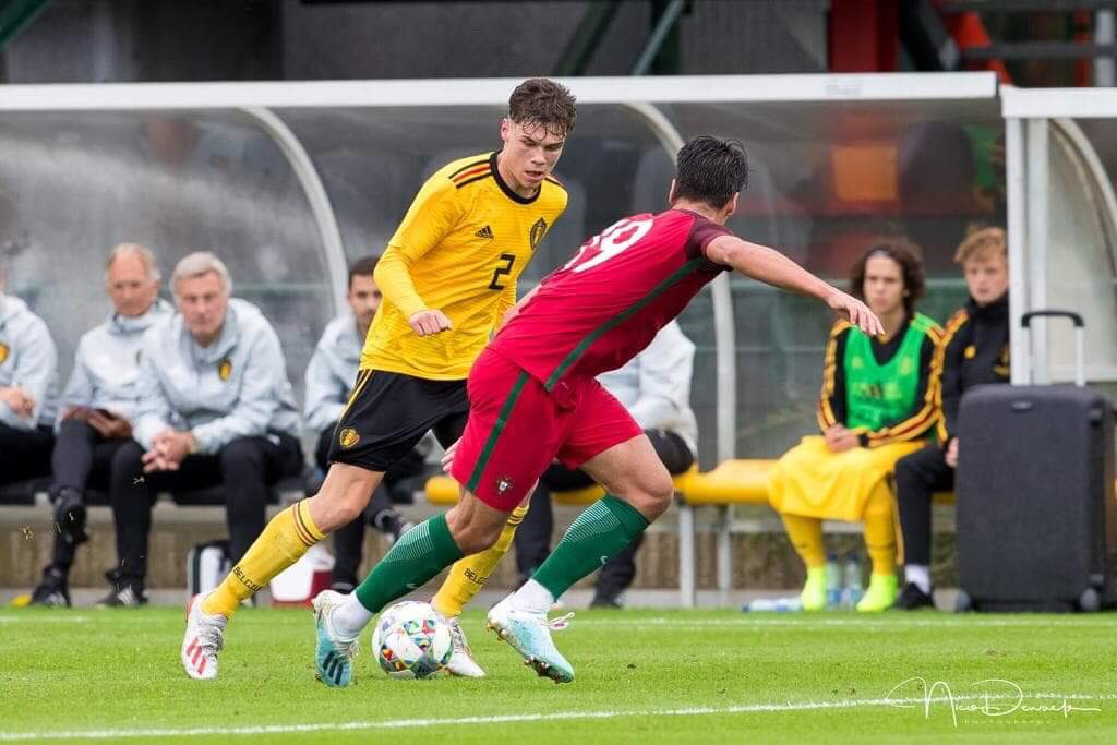 ConnectManagem1's tweet photo. Pics of our player Robbe in the friendly game Belgium-Portugal (U19). Up to the next!
#RobbeQuirynen #RedDevils #Portugal #U19 #Tubeke #ConnectManagement #ConnectingYourCareer https://t.co/UsA3BDYuJ4