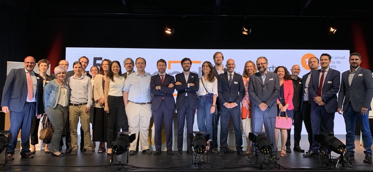 Conoce el claustro académico y contenidos del primer Máster global en protección de datos, innovación y seguridad nebrija.com/programas-post… vía <a href="/Nebrija/">Universidad Nebrija</a>