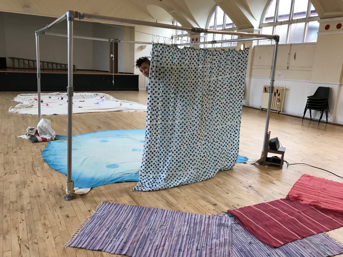 LicketyTweet's tweet photo. #margaretnmargaret are coming back to P1b @stmarysmaryhill this week! #LicketyLeap #Storyplayschools ! firing children’s imaginations! @attainmentscot @EducationScot @PINScotland @MareeToddMSP @LynnMcNair @glasgowlife https://t.co/mhPo7y6UrY