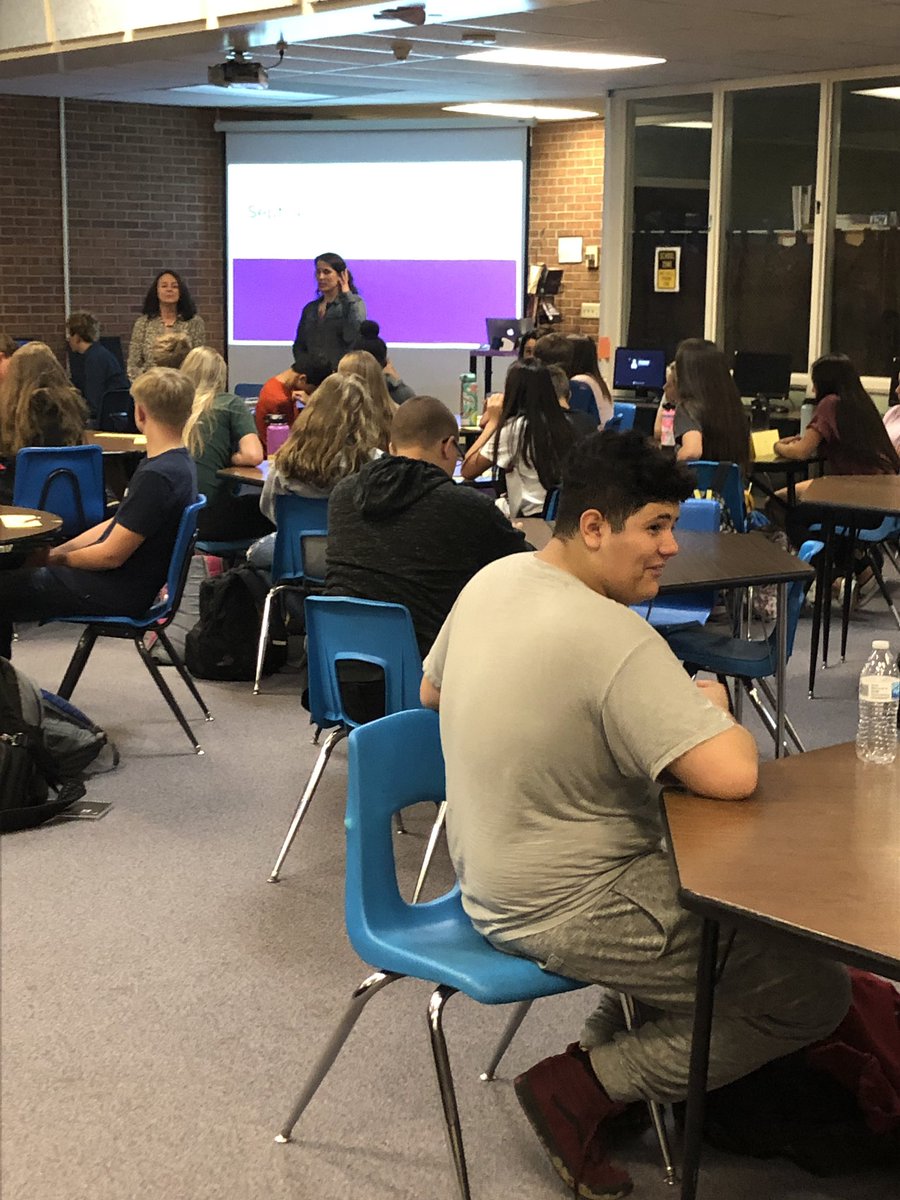 RobintobinTobin's tweet image. Freshmen AVID meeting our school Principle for intro, questions &amp;amp; answer session. #tvhs #tvhsavid #library