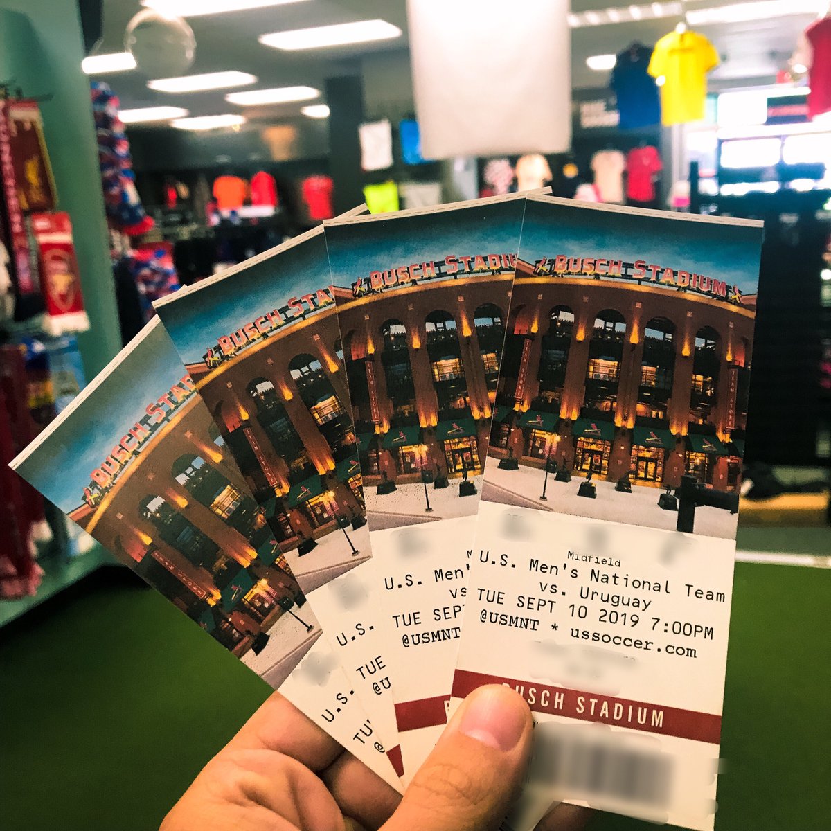 ALRIGHT HERE WE GO!!!!

Retweet this tweet to be entered to win (4) four tickets to the <a href="/USMNT/">U.S. Soccer Men's National Team</a> game versus Uruguay tomorrow night at Busch Stadium.

Yes, it's that simple, just retweet this tweet and you can win!