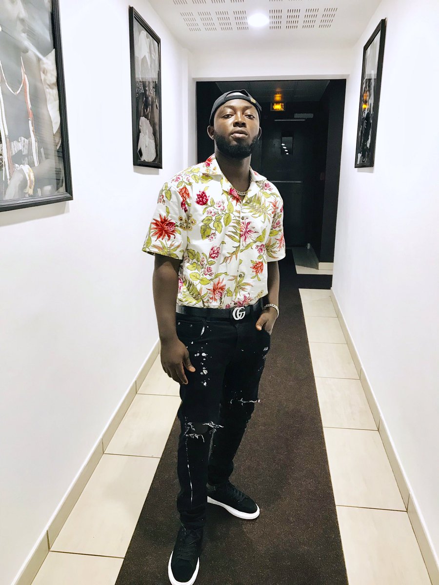 ForeverIROK's tweet photo. Quelques minutes avant mon passage hier sur la scène Moov summer. La vidéo de ma prestation sera disponible bientôt , sinon c'était 🔥💪
#IROK
#Edenfactory https://t.co/92hcGe75zl