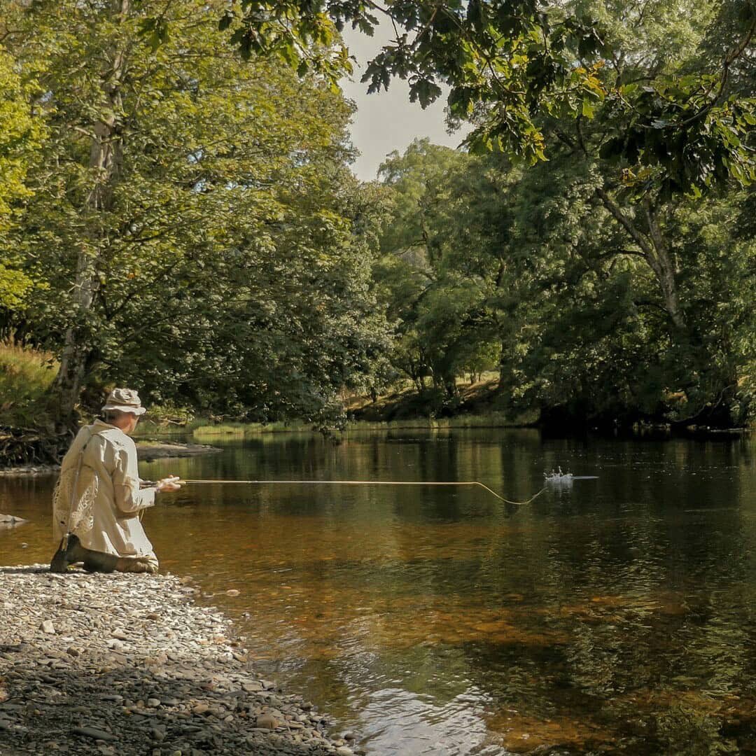 ctsfishing's tweet photo. The perfect sequence. Luke Bannister finds a hungry grayling on a small stream somewhere in Wales. #ctsfishing https://t.co/phWWurG8hW