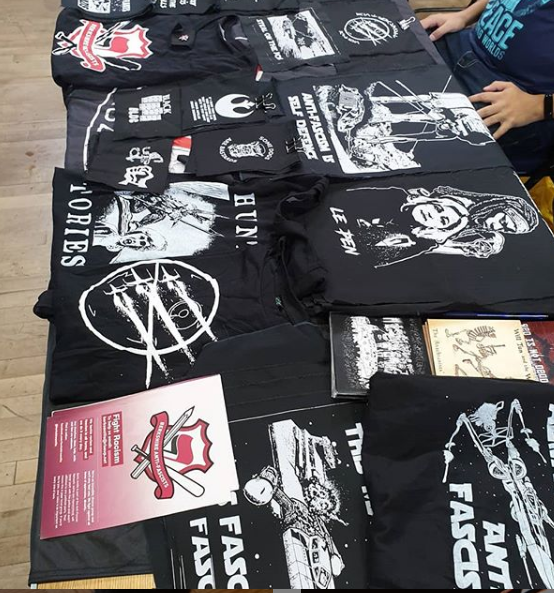 berksantifa's tweet photo. we ran a very cute stall this weekend at #DorsetAnarchistBookfair AND are announcing a week-long sale at the start of Oct - help us raise £ to mobilise! https://t.co/W8nVzDUkeW
