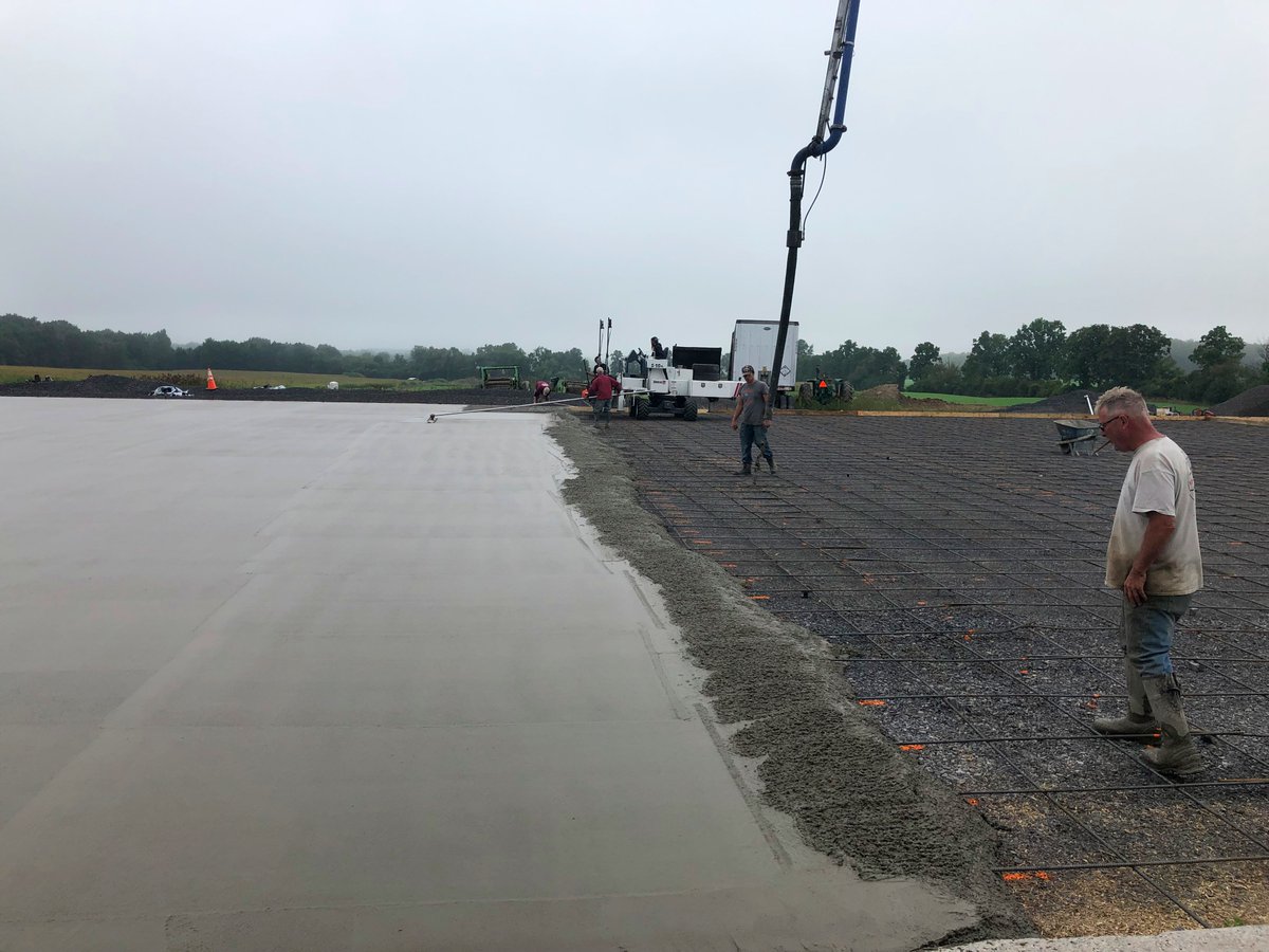 VitaleConcrete's tweet photo. Nothing like starting the week off with some hard work https://t.co/OfKZA8Sa4f