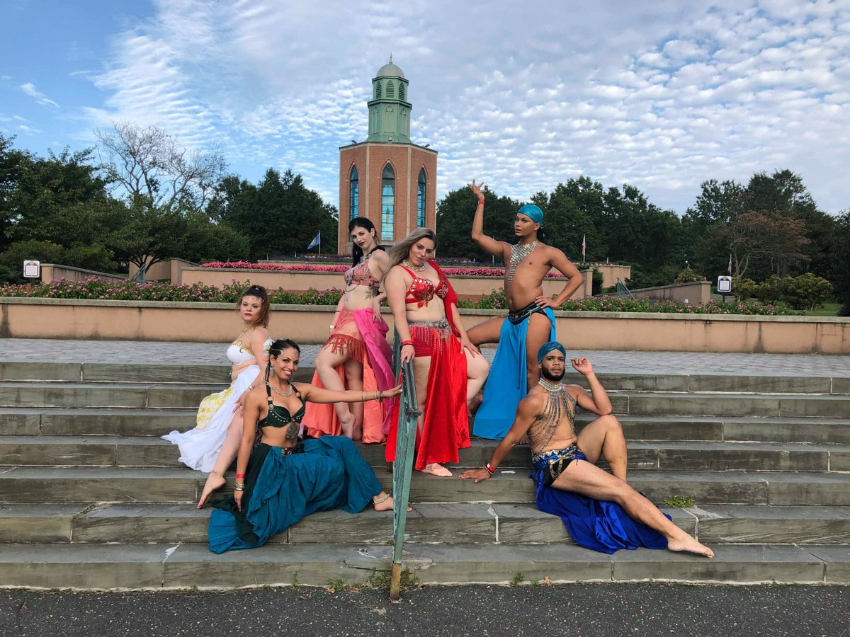 windsofthemoon's tweet photo. We had an amazing time performing yesterday with our amazing Belly family! What is better than dancing with one troupe...dancing with the forces of two! #ThaliasMoon https://t.co/JYP0VRkeYw