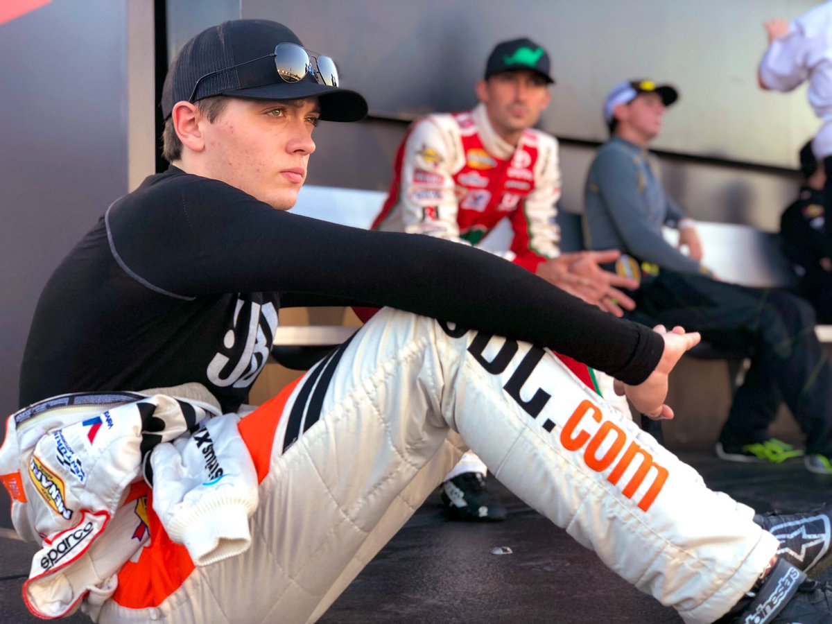 VenturiniMotor's tweet photo. Five Months After Missing ARCA Start Due to Illness @ChristianEckes Returns to @Salem_Speedway in Championship Hunt Looking for Redemption 

Race Preview 👉 https://t.co/JrEJ66lThw

@ToyotaRacing | @JBLaudio 
#ARCAThrowback | #BV25 | #TRD https://t.co/1z6DS8g7lh