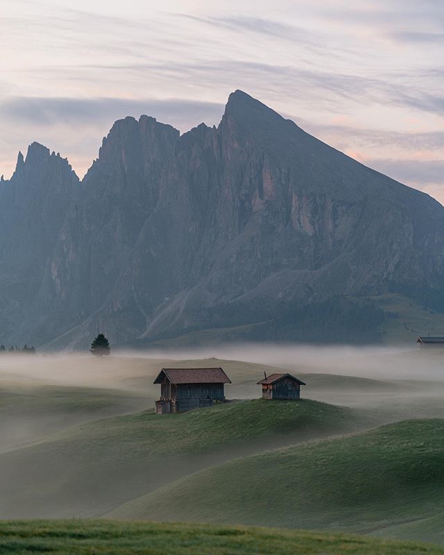 RaphaelSurmont's tweet photo. Morning vibe in South Tyrol 😴
.
.
#southtyrol #MTNfolk #Contentwithless #discoverearth #Agameoftones #moodygrams #livingonearth #earthpix #artofvisuals #earthoutdoors #roam247 #passionpassport #moodnation #wildernesstones #uniladadventure #folkscener… https://t.co/3MogglO3R2 https://t.co/XKssyB6Czt