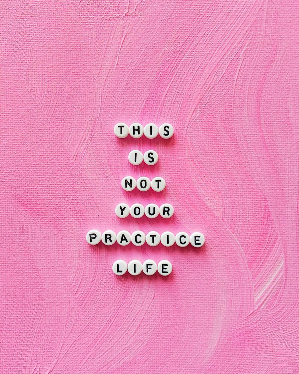 MichellePLive's tweet image. Here's your weekly dose of #MondayMotivation! 💖

🎨: IG lucialitman via @MyJaneInc 

#MyJane #OwnYourWellness