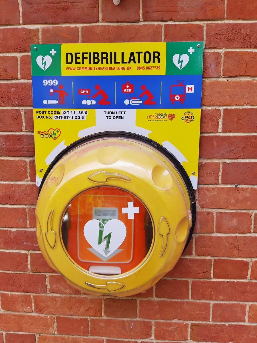 mcdfirstaid's tweet photo. Thanks to @paulandrewdaly for spotting this #Defib in the #village of Child Okeford, #Dorset. In small towns and villages you can often find an #AED at the village hall. #defibrillator #DefibHunt #VillageLife #ChildOkeford #Health #Heart https://t.co/a0JbQO7KFR